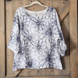 NWOT New Collection 100% Linen Embroidered White Top Size L XL made in Italy